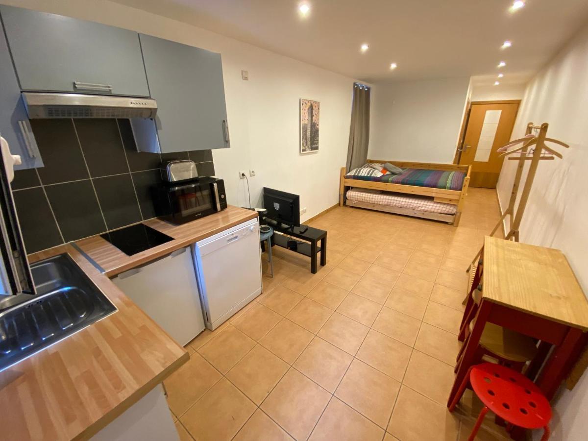 Paris Eiffel Tower Et Disney Apartments, Parkings Gratuits Et Securises, 10 Minutes Metro To Paris Nogent-sur-Marne Ngoại thất bức ảnh