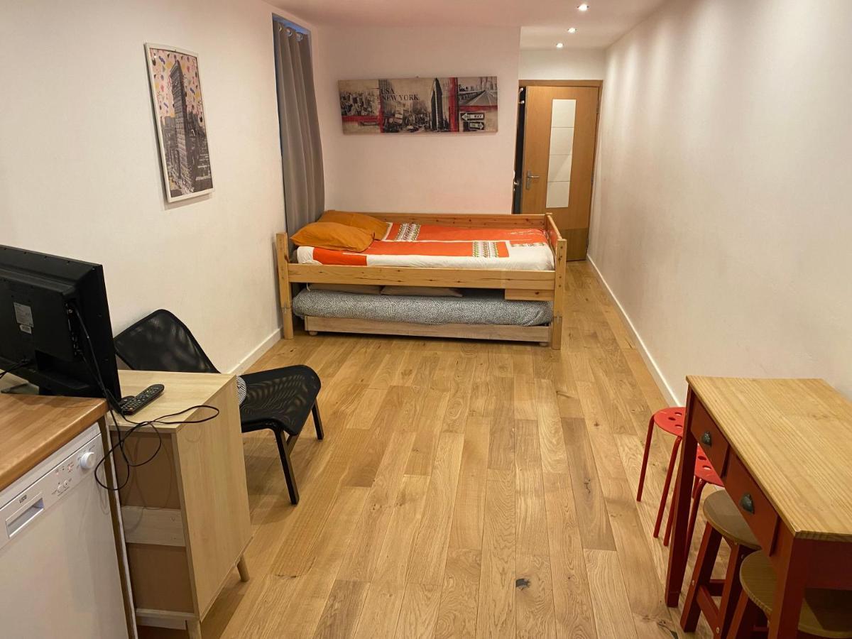 Paris Eiffel Tower Et Disney Apartments, Parkings Gratuits Et Securises, 10 Minutes Metro To Paris Nogent-sur-Marne Ngoại thất bức ảnh